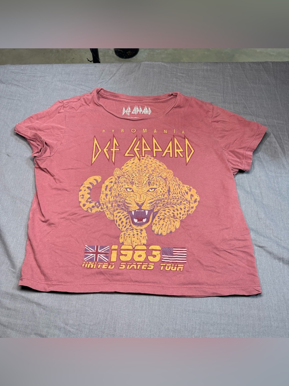 Def Leppard Pyromania Graphic Tee - Dusty Rose